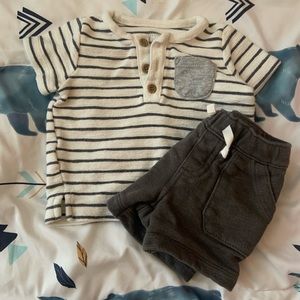 T-shirt & shorts set